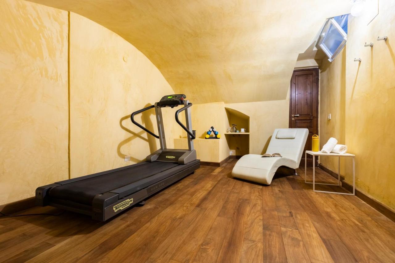 Romac Coronari With Gym, Sauna And Garden Eksteriør billede
